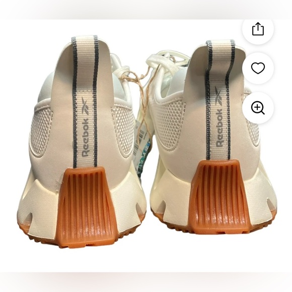 Reeboks, Zig, size 7.5, women's, dynamica runners, chalk grey, breathable mesh! - Picture 9 of 11
